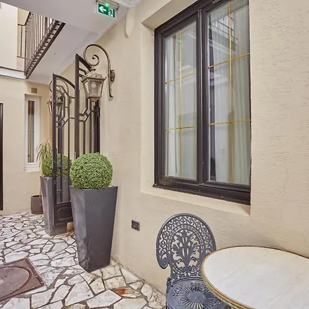 Eiffel Rive Gauche 3* פריז