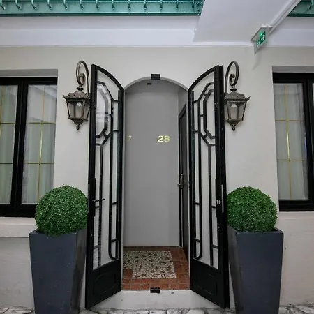 Eiffel Rive Gauche Parijs