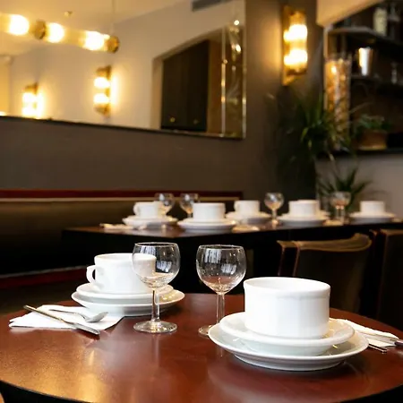 Hotel Eiffel Rive Gauche