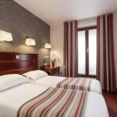 Hotel Eiffel Rive Gauche 3*
