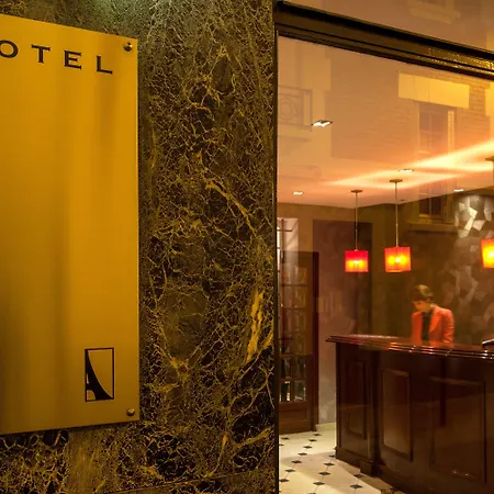 Eiffel Rive Gauche 3*