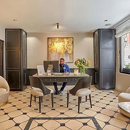 Hotel Eiffel Rive Gauche