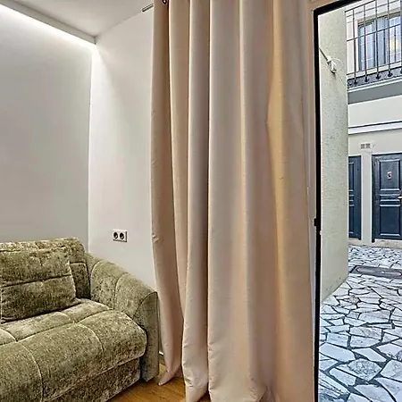 Hotel Eiffel Rive Gauche 3*