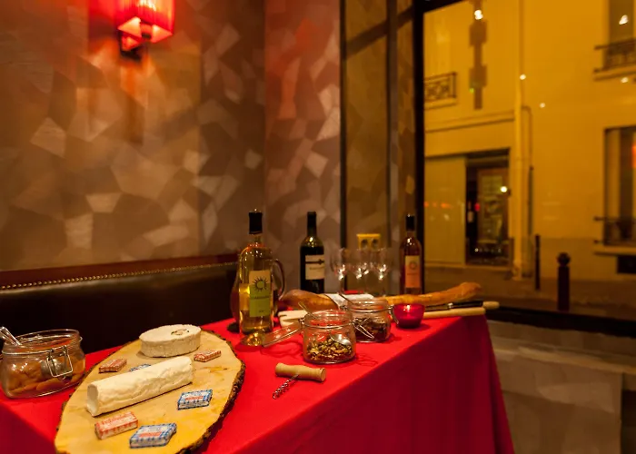 Eiffel Rive Gauche Párizs