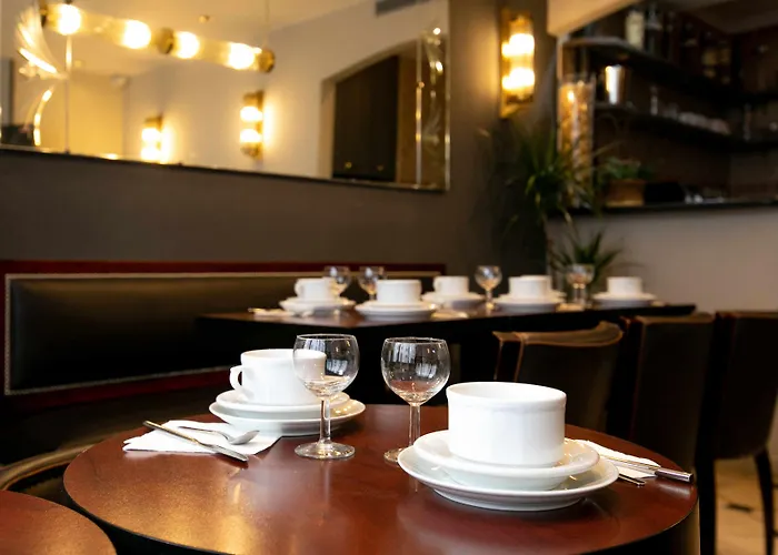 Eiffel Rive Gauche Parigi