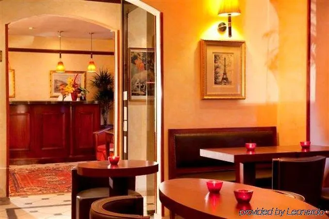 Eiffel Rive Gauche Parigi